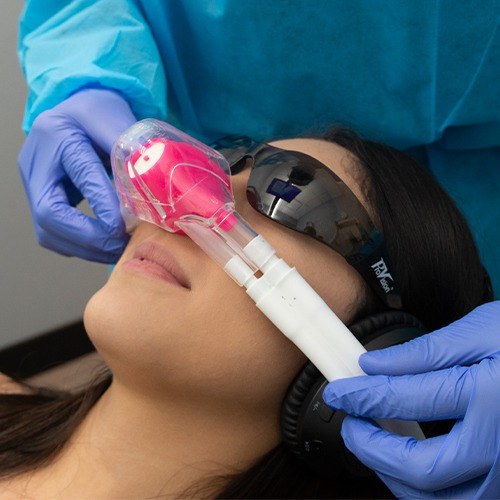 Patient with nitrous oxide sedatin dentistry mask