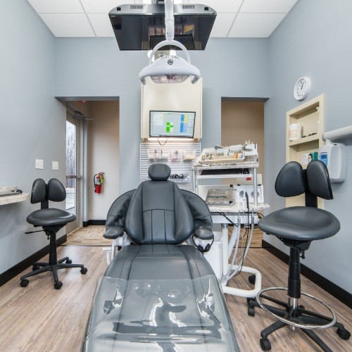 Comfortable dental office treatment room