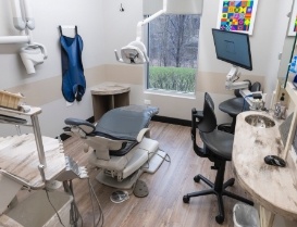 Dental treatment room