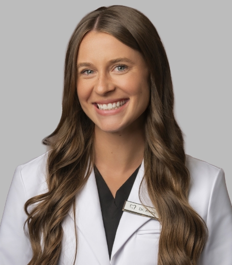 Arlington Heights dentist Doctor Avers