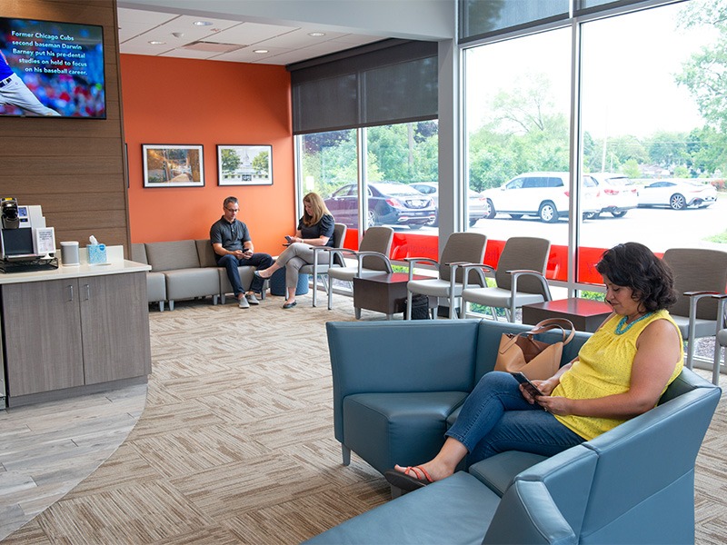 Arlington Heights Illinois dental office waiting room